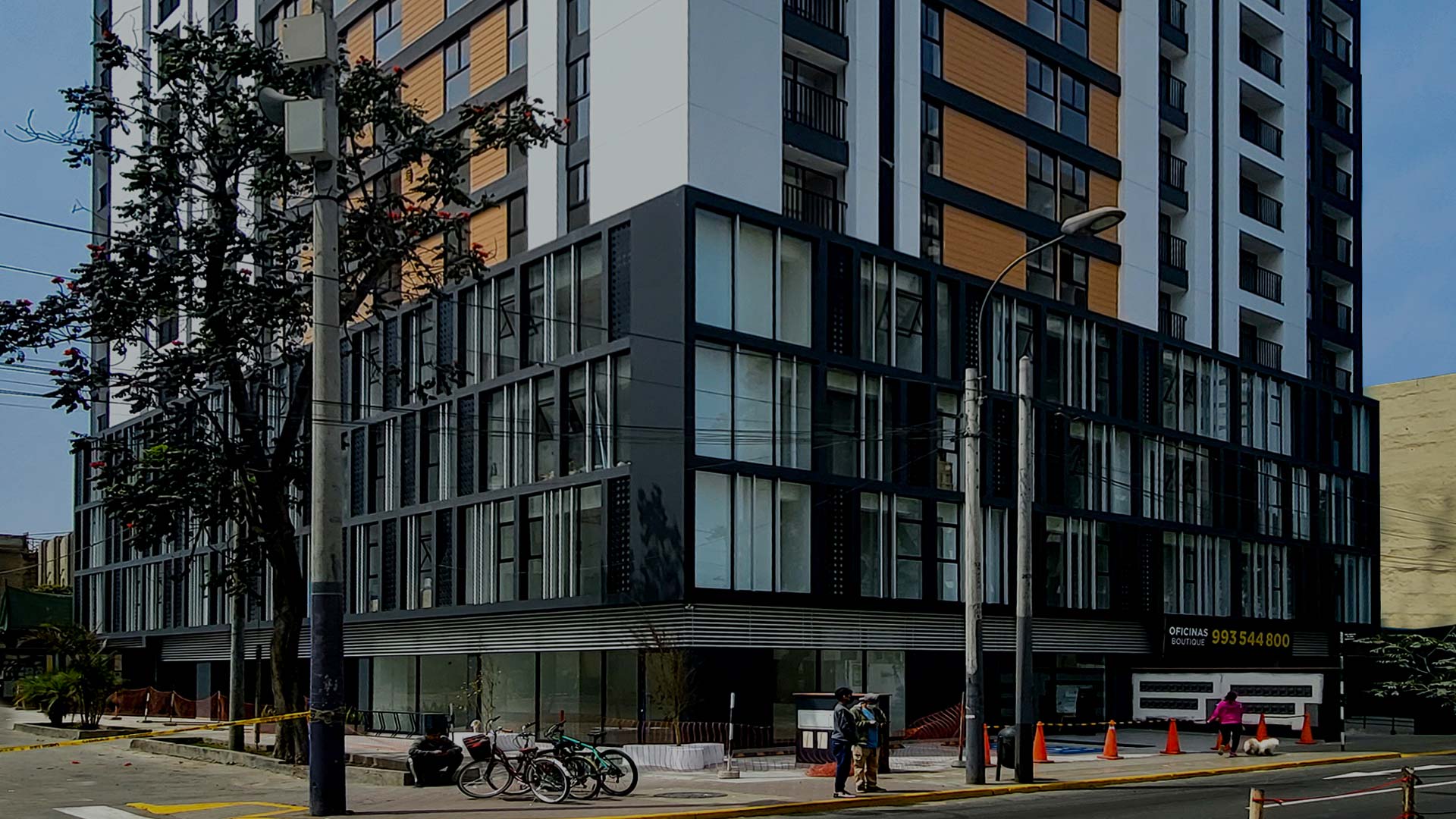 Edificio residencial moderno (imagen referencial)